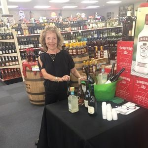 Meet your Posher, Shirley